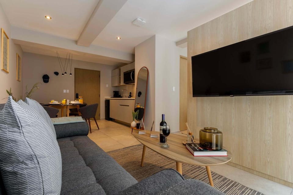 Capitalia 24 7 Security Elevator & Fast Wi-Fi Apartment in Mexico City