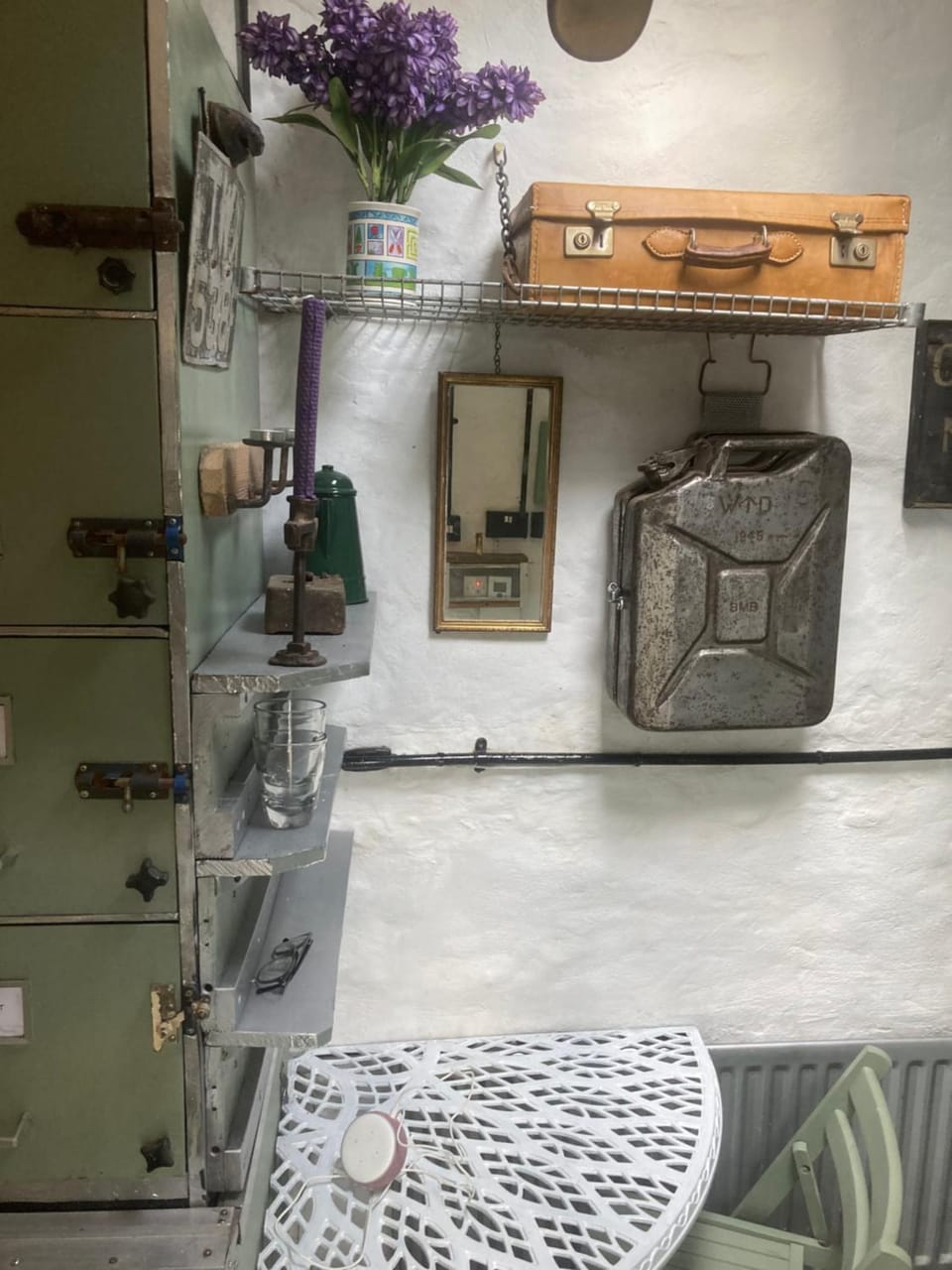 Tizzers Wash house Apartment in England