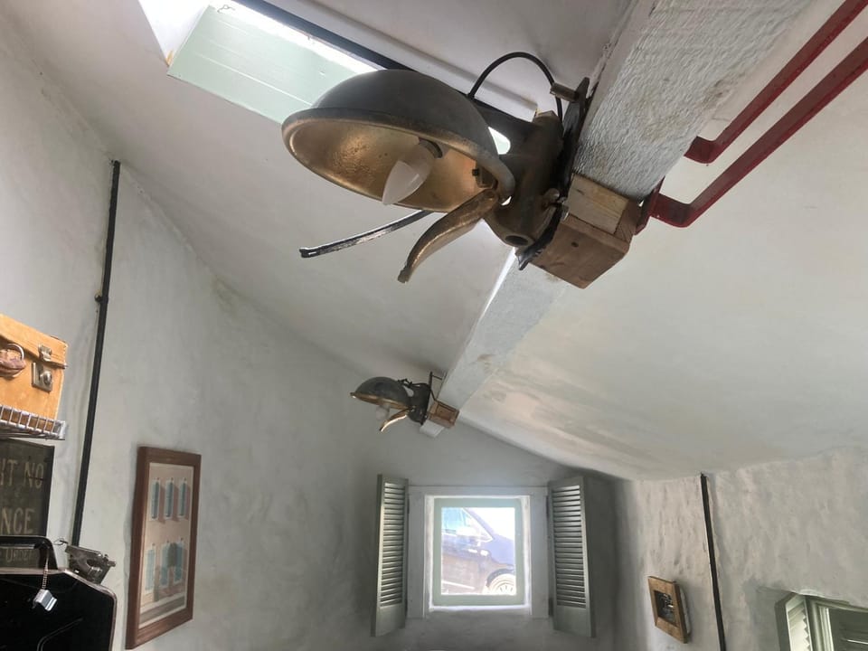 Tizzers Wash house Apartment in England