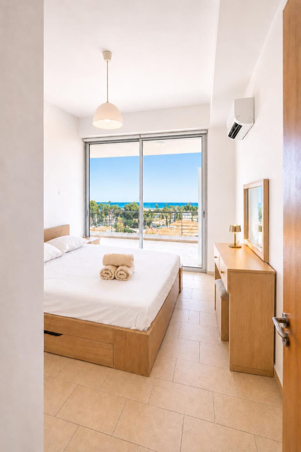 Bedroom, Sea view