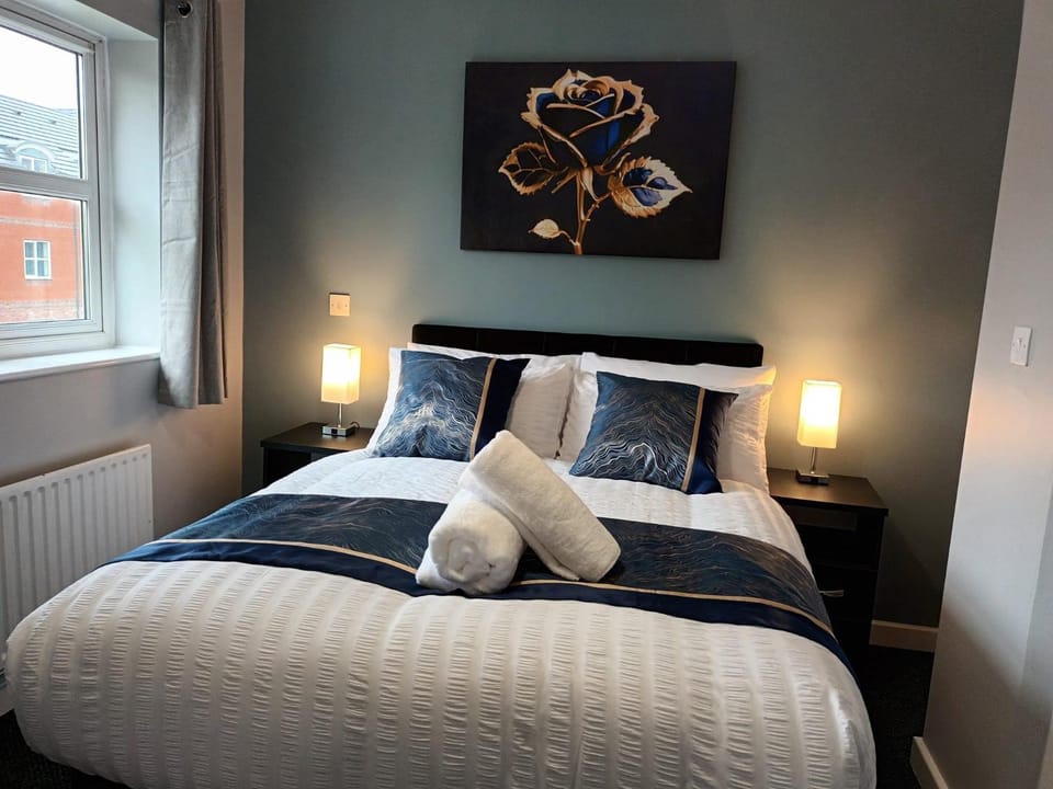 Bed, Photo of the whole room, Bedroom