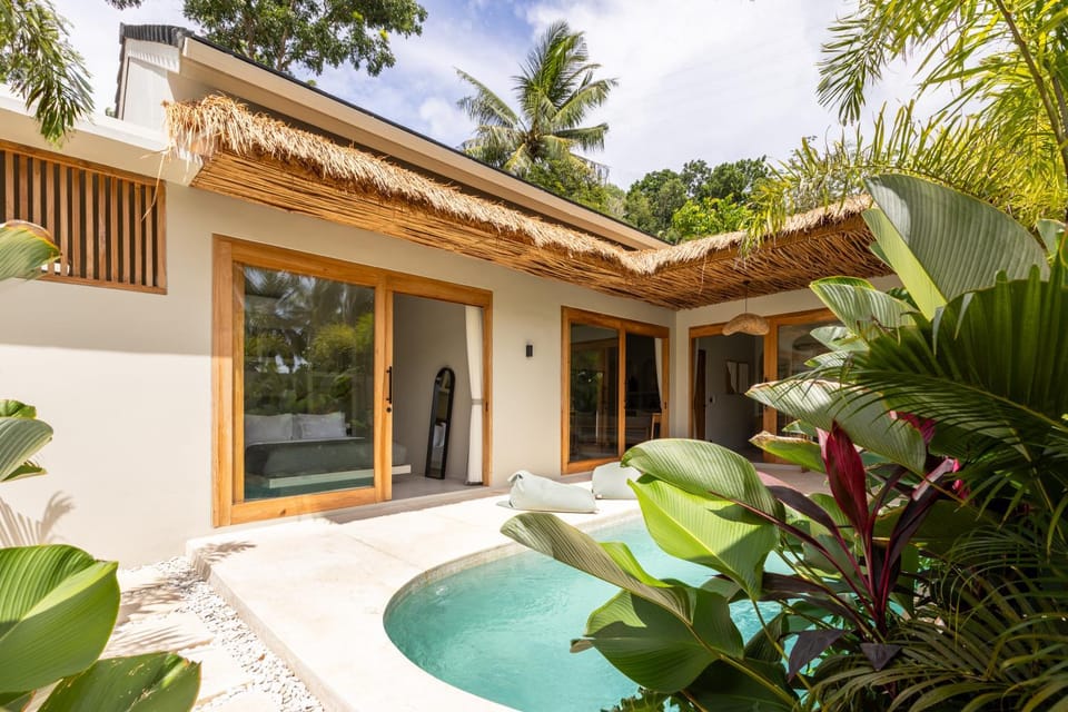 Garden, Pool view