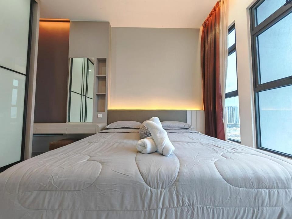 Bed, Bedroom, towels