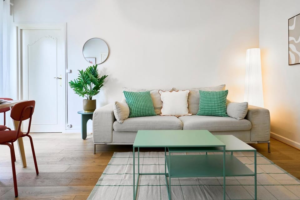 Appartement deux chambres avec parking et balcons Apartment in Hauts-de-France