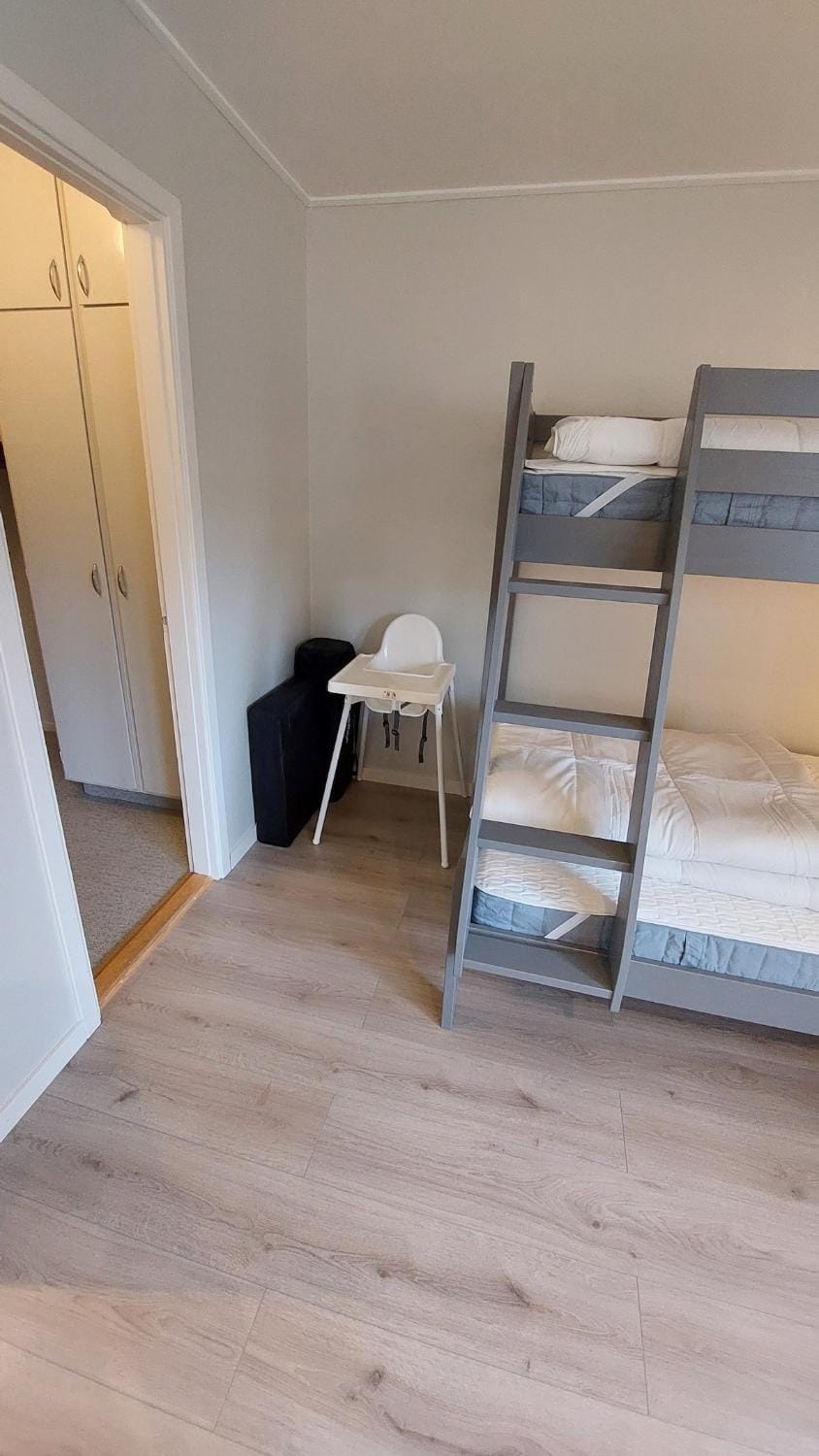 bunk bed