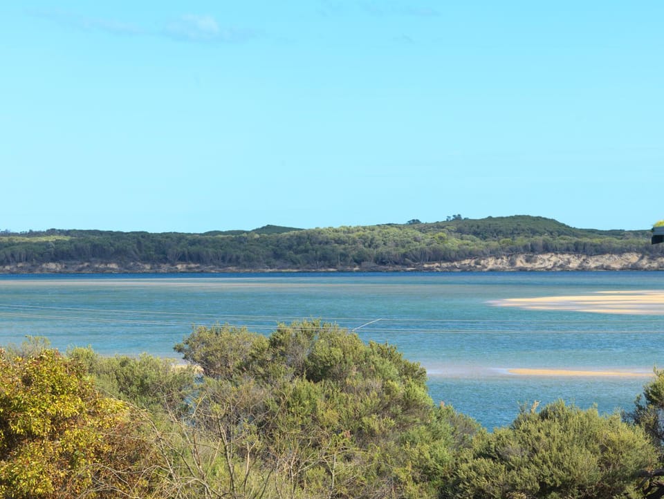 Beilby Inlet Views House in Inverloch