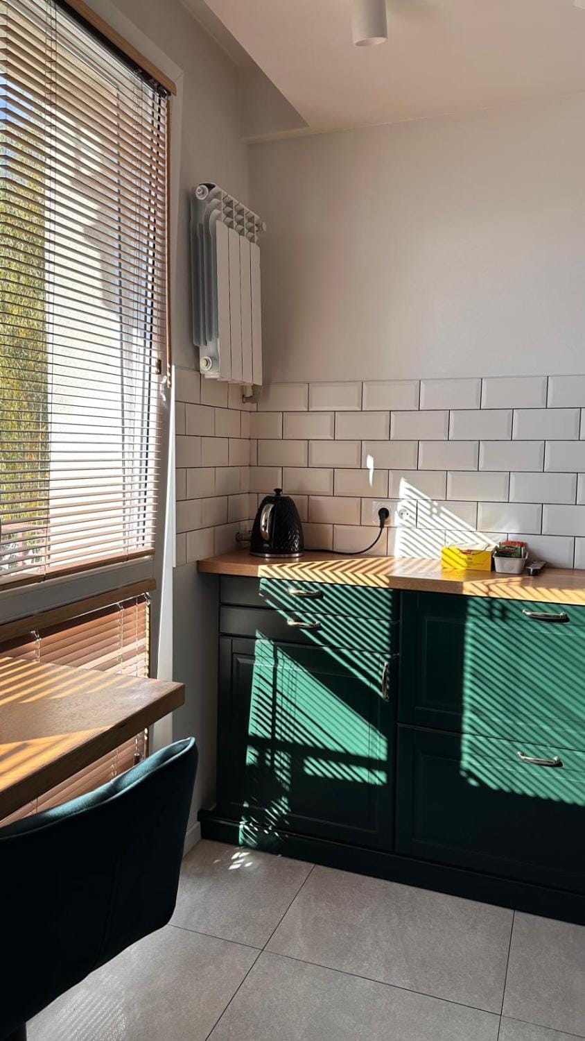 Kitchen or kitchenette, Dining area, kitchen