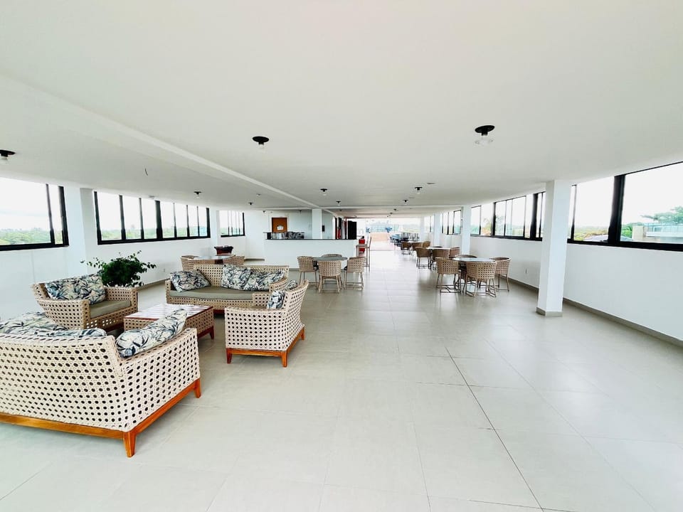 Area and facilities, Swimming pool