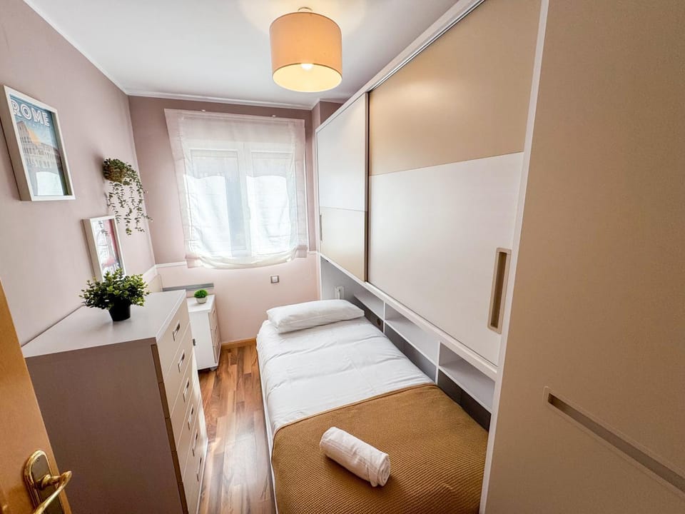 Cineasta del Pilar - Turistea Apartment in Zaragoza