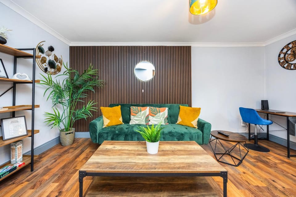 Living room, Seating area