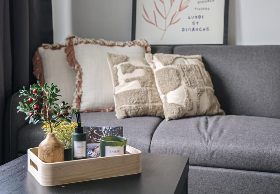 Living room, Seating area