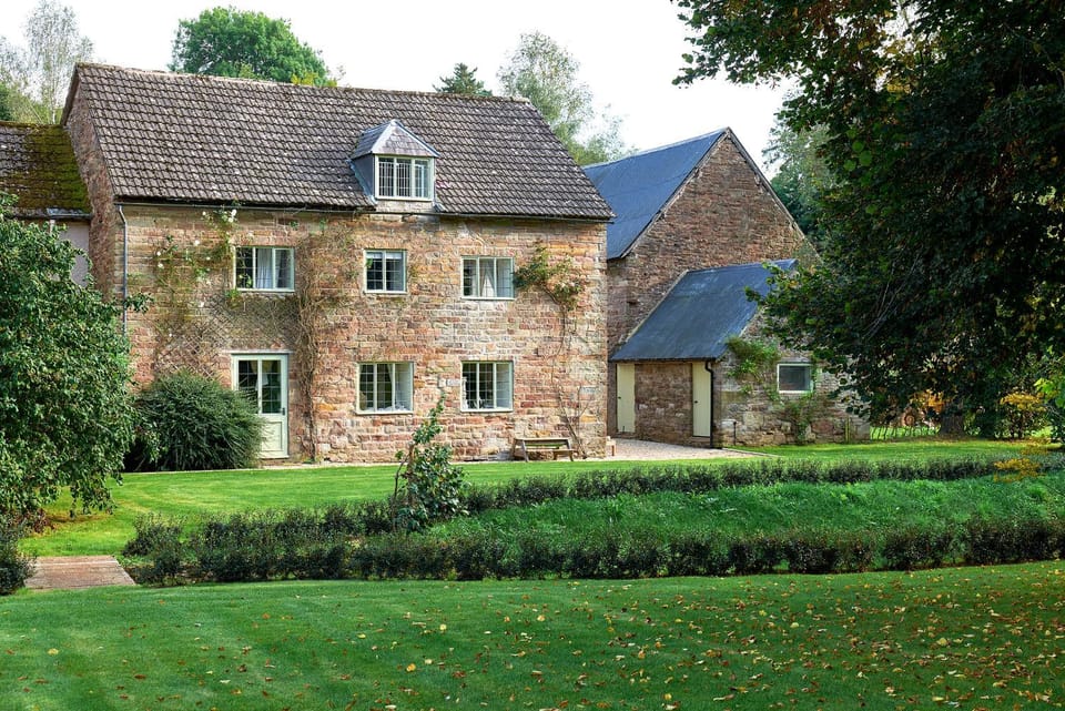 Property building, Natural landscape
