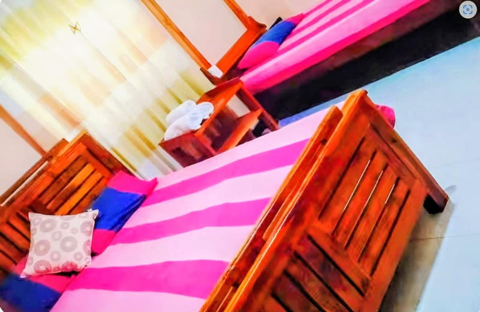 Habarana Guest House Hotel in Sri Lanka