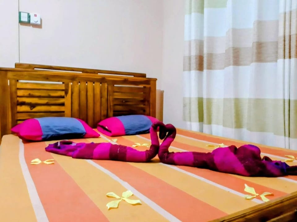 Habarana Guest House Hotel in Sri Lanka