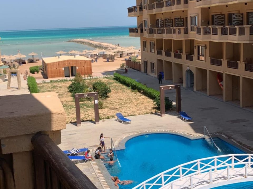 View (from property/room), Balcony/Terrace, Swimming pool
