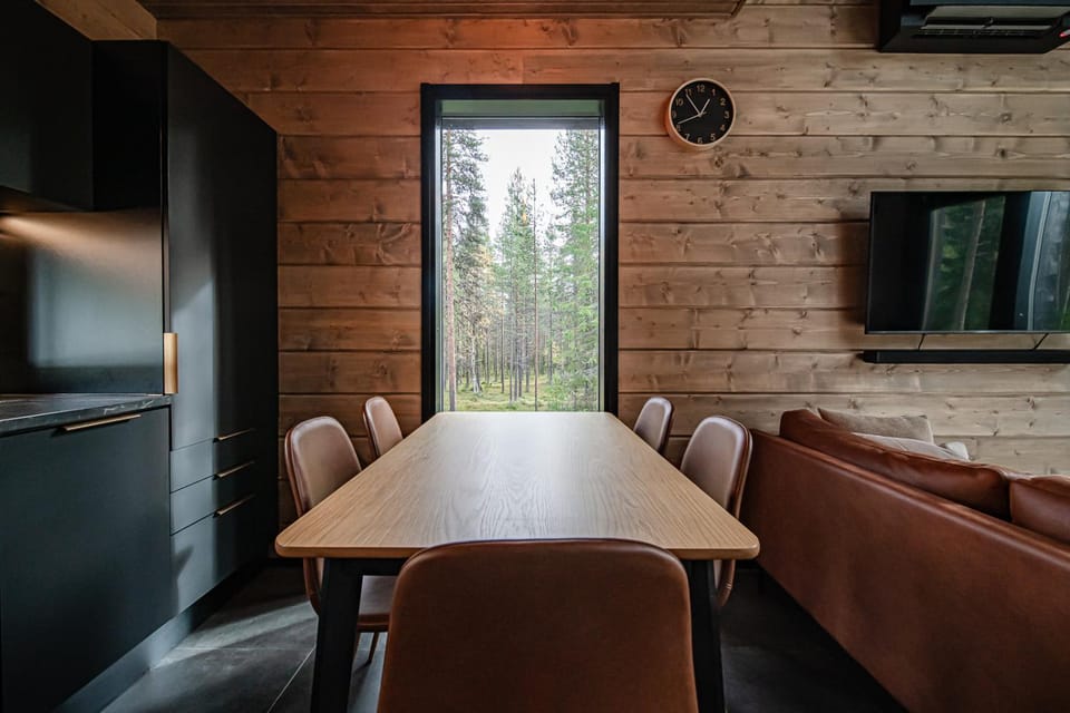 TV and multimedia, View (from property/room), Dining area, heating, internet, air conditioner