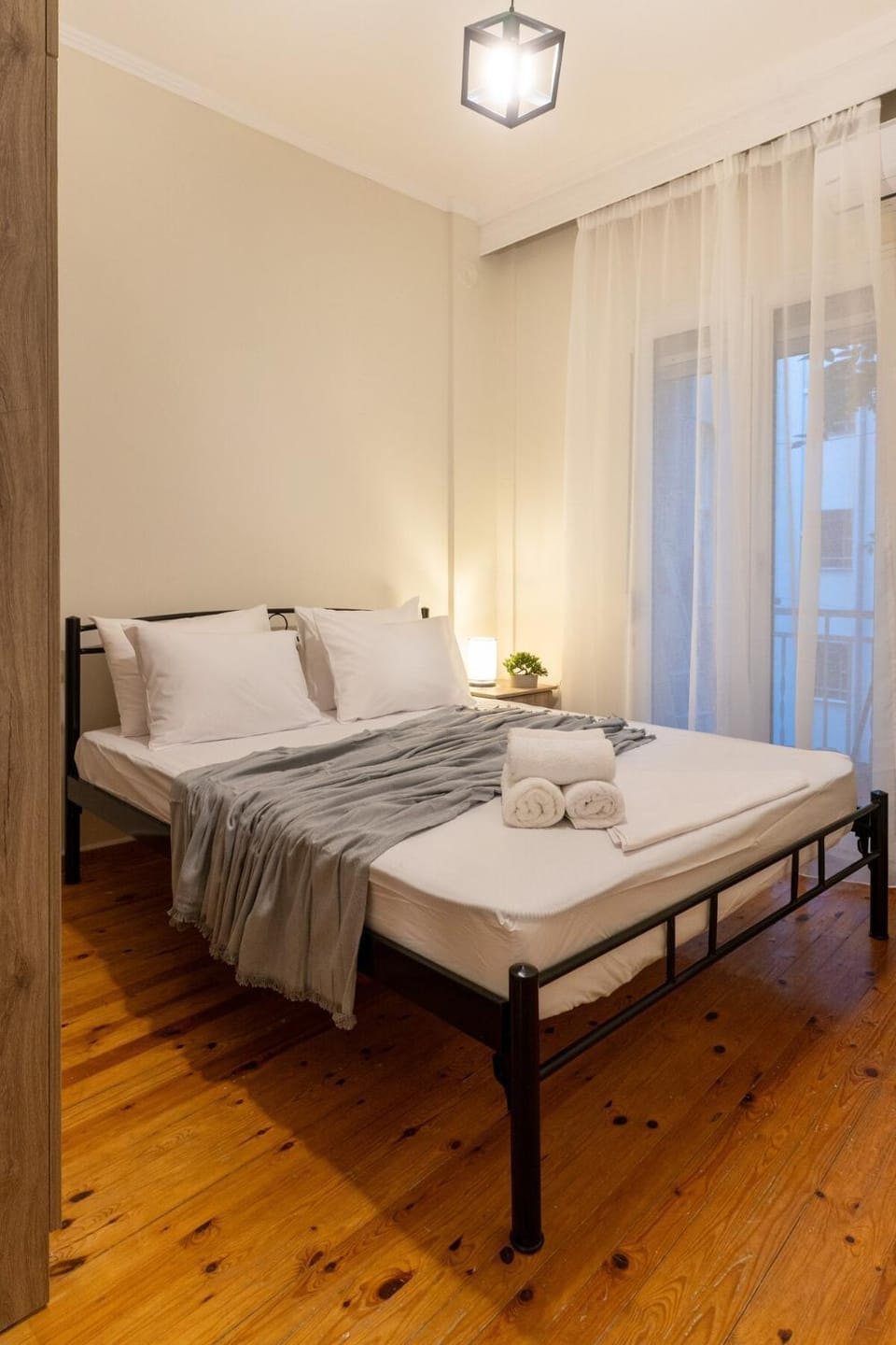 Royal stay at Agia Sofias Apartment in Thessaloniki