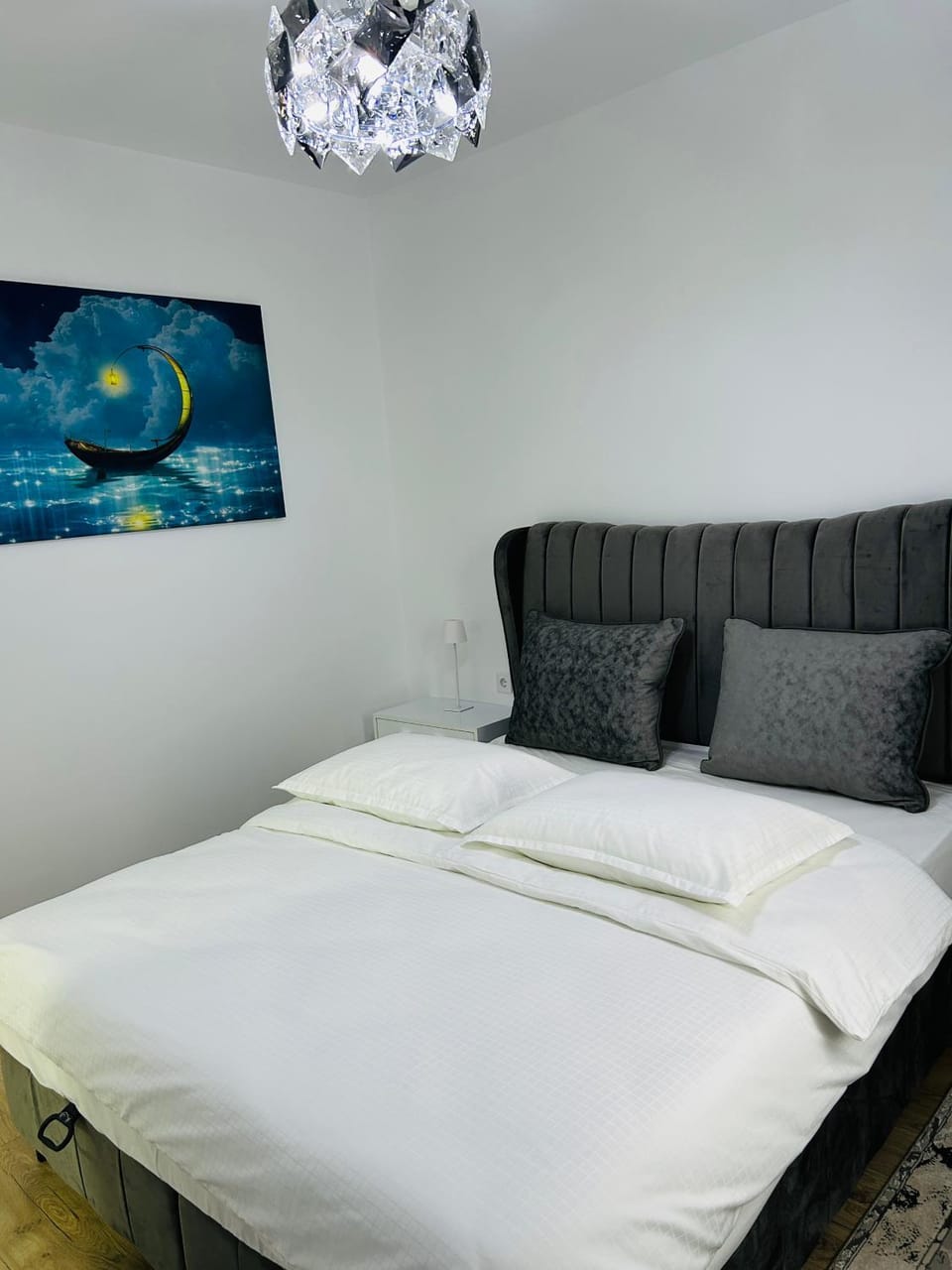 Blue Queen Apartment in Romania