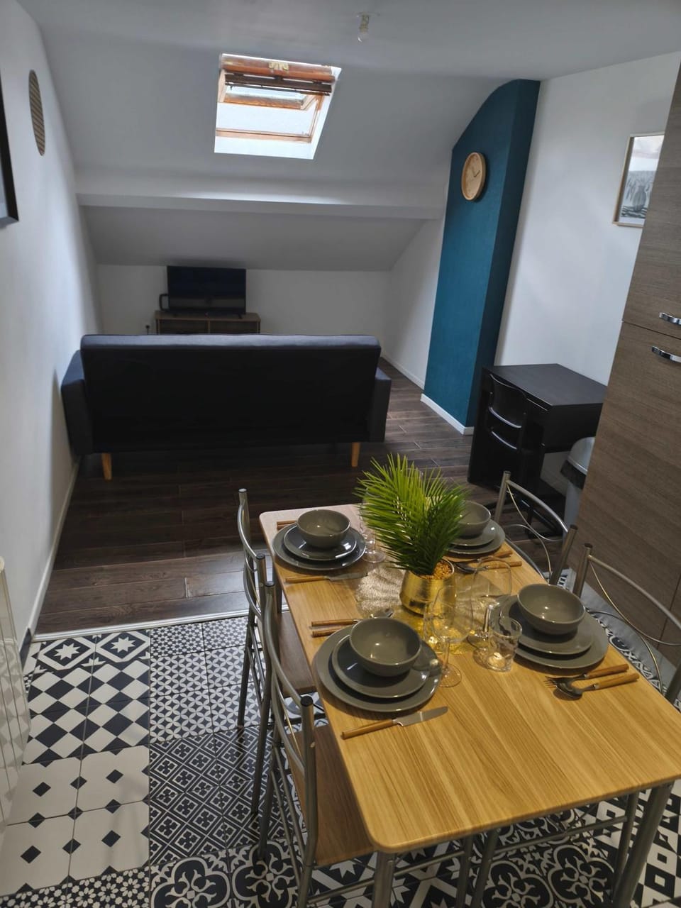 Downtown Apartment with Garage Parking Apartment in Grand Est