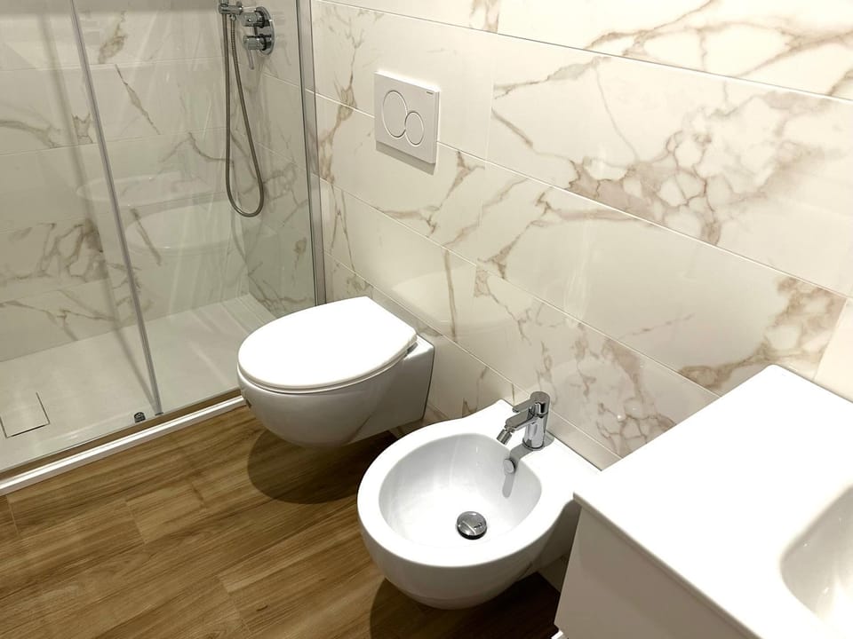 Shower, Toilet, Bathroom, bidet