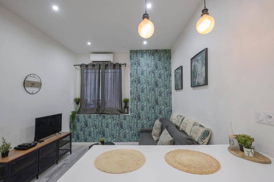 Apartment in the heart of the Old Port Marseille Apartment in Marseille