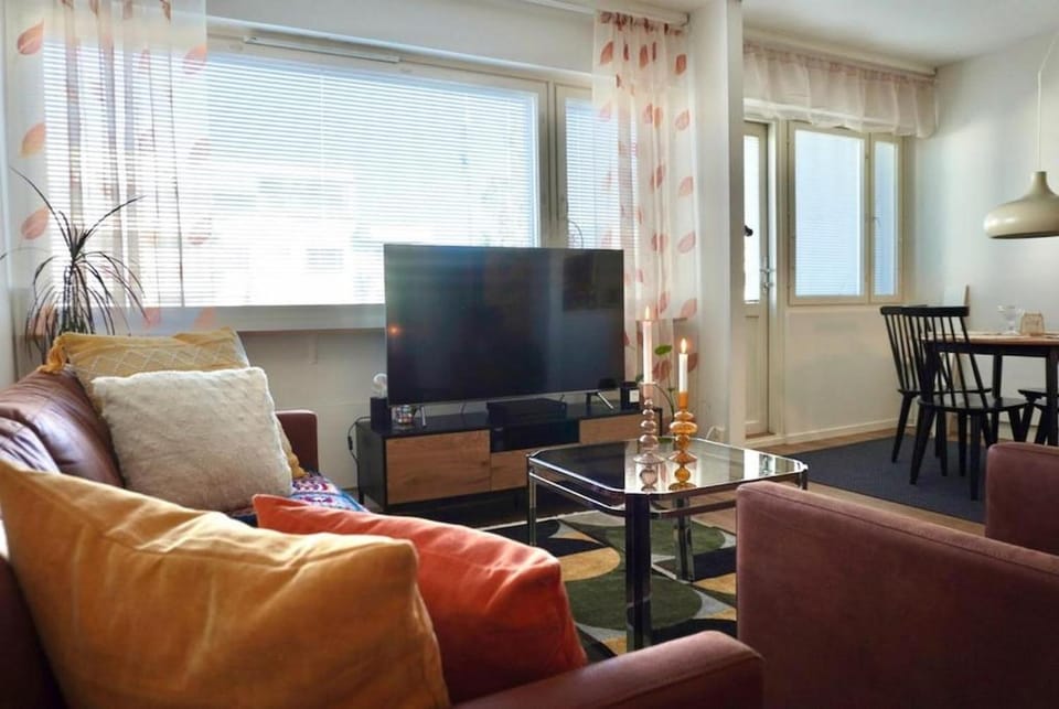 TV and multimedia, Living room