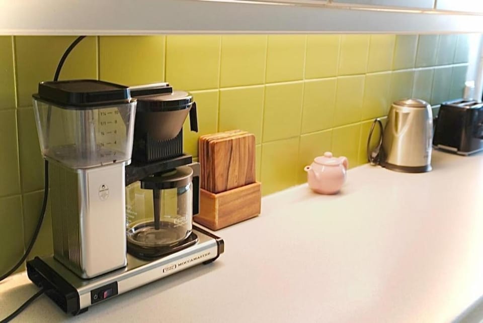 Coffee/tea facilities, Kitchen or kitchenette, toaster