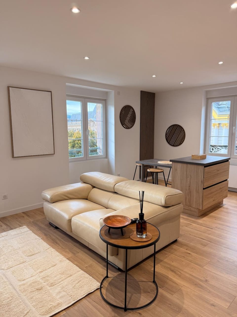 Vue imprenable - Place de la République Apartment in Bourgogne-Franche-Comté