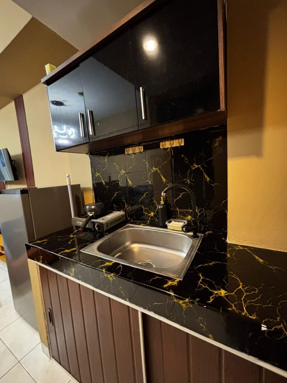 Kitchen or kitchenette, stove