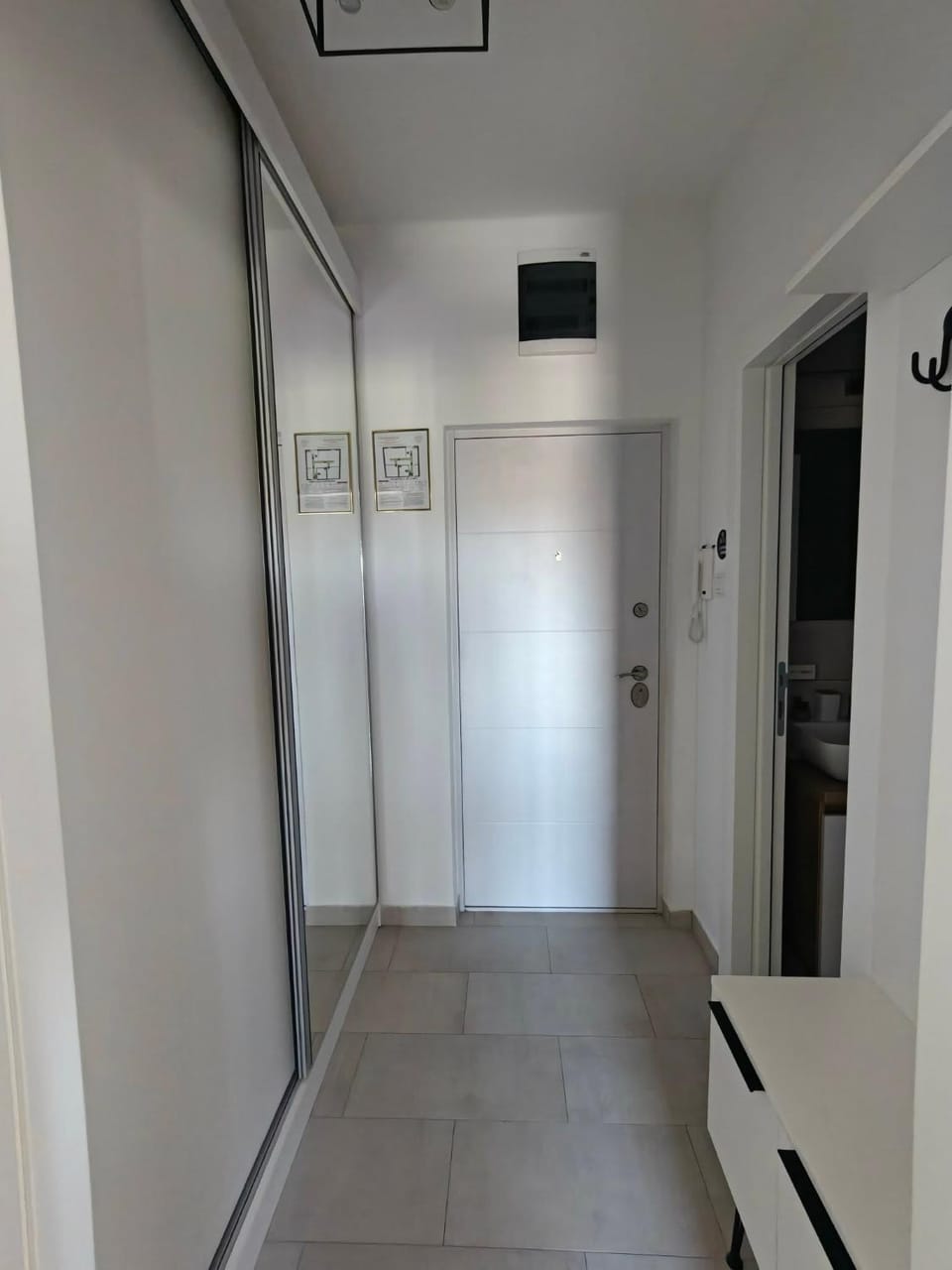 Floor plan, wardrobe