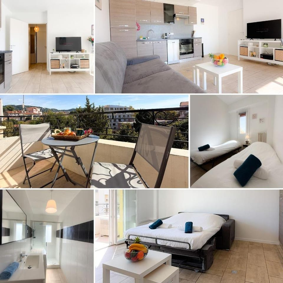 Bed, TV and multimedia, View (from property/room), Balcony/Terrace, Kitchen or kitchenette, Living room, Photo of the whole room, Seating area, Dining area, Bedroom