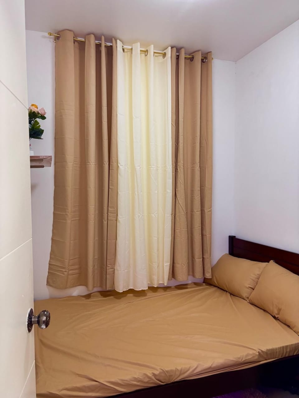 Athena & Storm the Bay Nook Apartment in Calabarzon