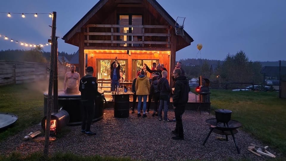 Sikorzyno kolo Gołubie ,Domek w sielskim klimacie ,niedaleko jeziora na Kaszubach-do 10 osob,sauna ,balia,kominek, cisza i spokój House in Pomeranian Voivodeship