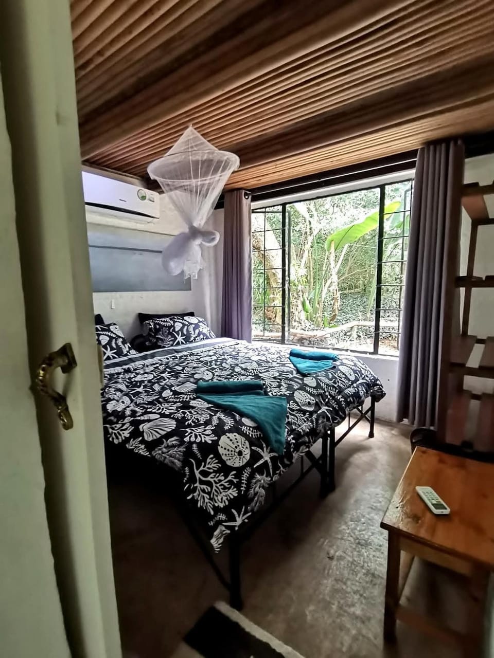 Shengeza Lake Lodge Kosi Bay Campground/ 
RV Resort in KwaZulu-Natal