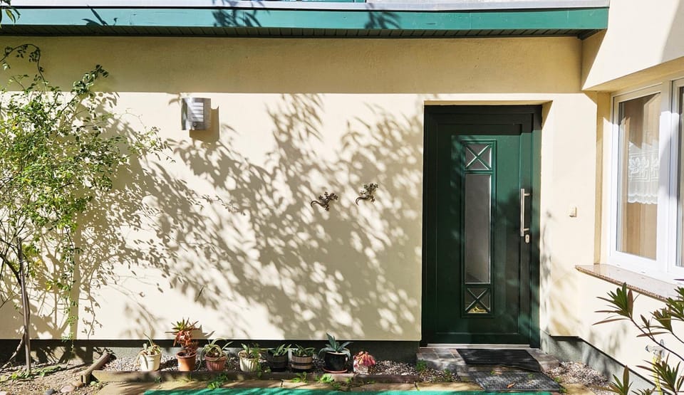 Property building, Facade/entrance