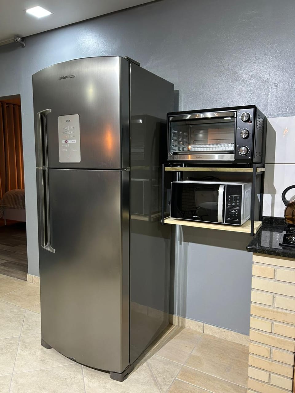 Coffee/tea facilities, Kitchen or kitchenette, oven, pet friendly, stove, toaster