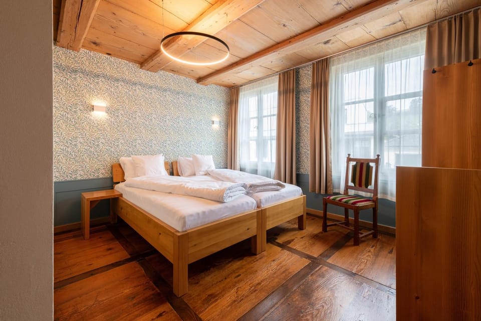 Bed, Photo of the whole room