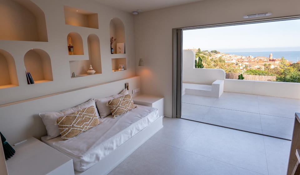 Natural landscape, View (from property/room), Balcony/Terrace, Living room, Seating area