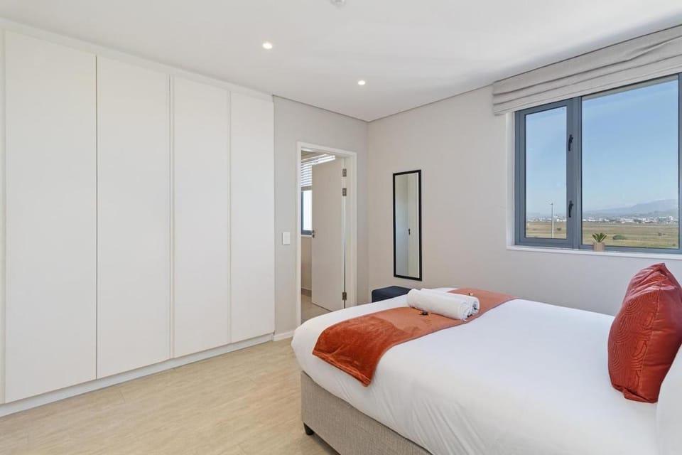 2 Bed Executive Apartment Table Mountain views Apartment in Cape Town