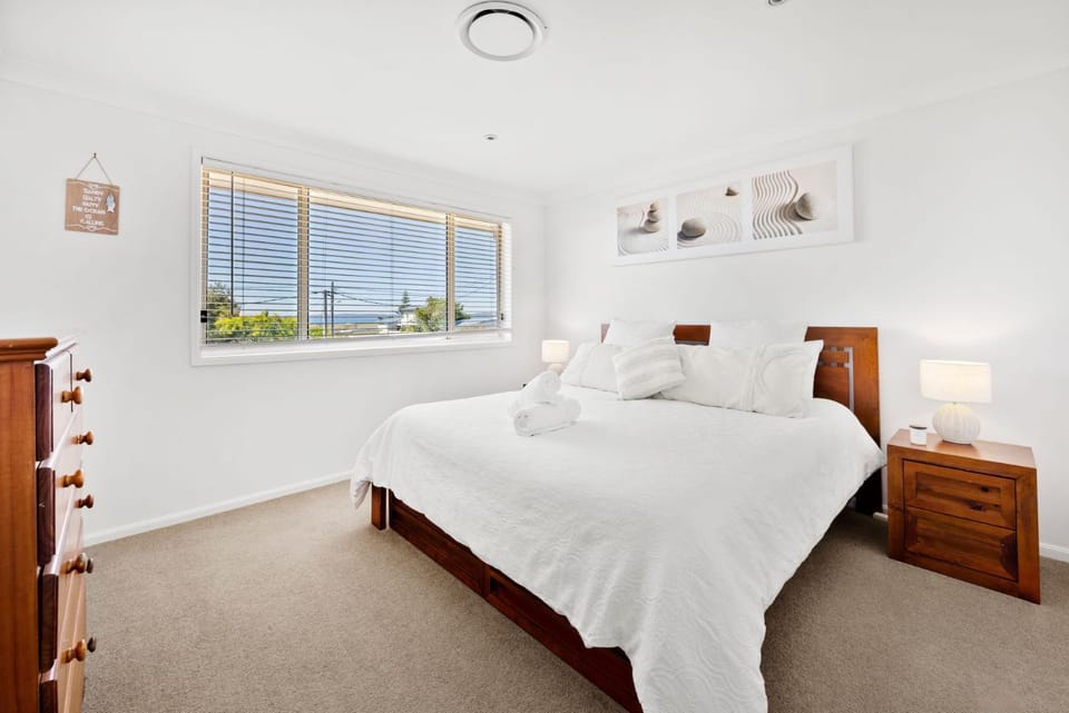 Sandy Adventures - Pet Friendly - 1 Min to Beach House in Callala Bay
