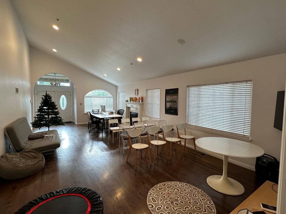 Photo of the whole room