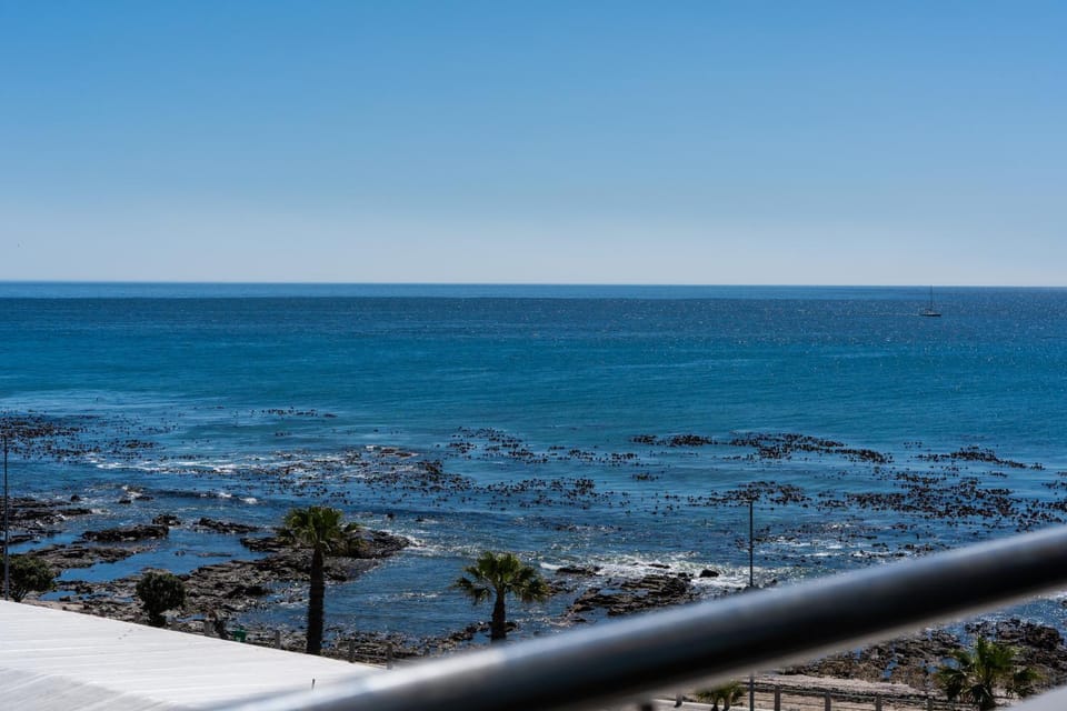 Pont Du Gard 5F Apartment in Cape Town