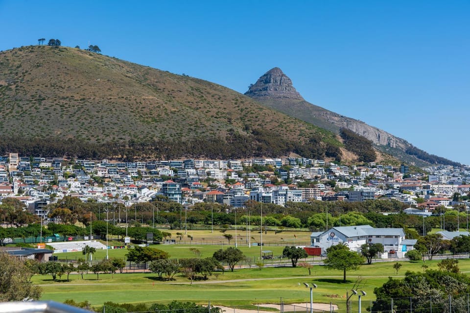 Pont Du Gard 5F Apartment in Cape Town