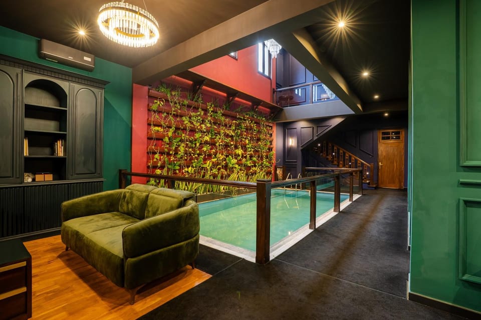 Seating area, Pool view, Swimming pool