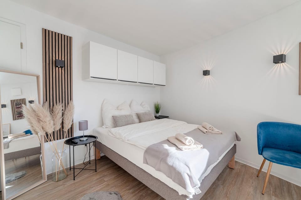 SpaceStays Bunker Messe Apartment Wi-Fi TV Apartment in Essen