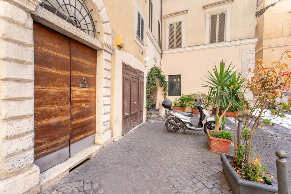 Facade/entrance, Day