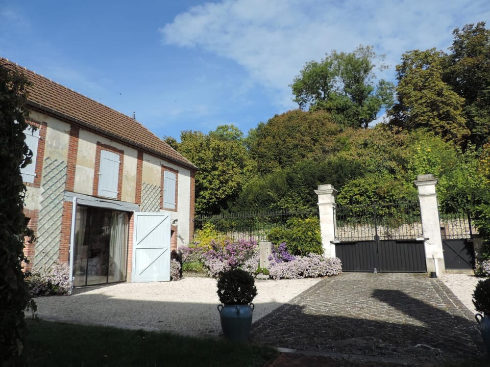 Inner courtyard view