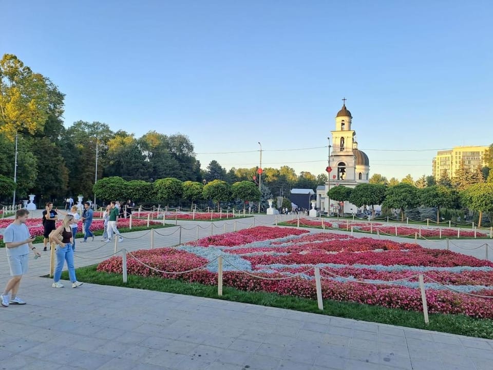Nearby landmark