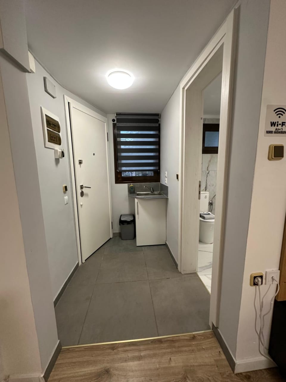 Kitchen or kitchenette, wardrobe