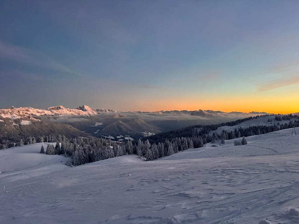 Nearby landmark, Natural landscape, Winter, Sunset